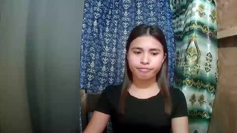 Sofia online show from April 2026 06:33:02 AM