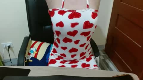 aisan sophia online show from January 2025 05:45:02 AM