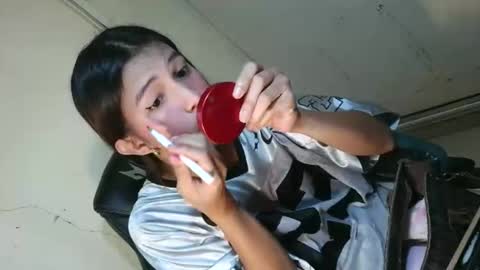 Snapshot of asian_sweetpinayxxx chatting on May 2026 11:43:02 PM asian_sweetpinayxxx online show from May 2026 11:43:02 PM