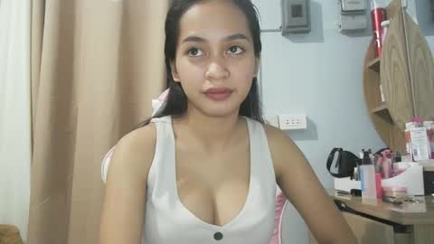 Snapshot of asian_trish chatting on October 2025 12:19:01 PM asian_trish online show from October 2025 12:19:01 PM