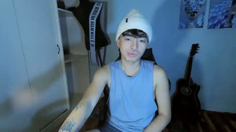 Snapshot of asiancummer_bry69 chatting on December 2024 08:37:02 AM Bry online show from December 2024 08:37:02 AM