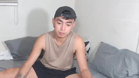 Snapshot of asiancummer_bry69 chatting on January 2025 12:44:02 AM Bry online show from January 2025 12:44:02 AM