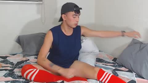 Snapshot of asiancummer_bry69 chatting on January 2025 02:17:02 PM Bry online show from January 2025 02:17:02 PM