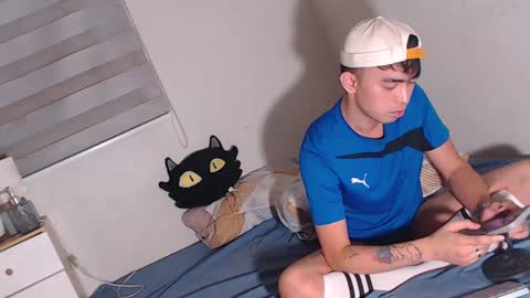 Snapshot of asiancummer_bry69 chatting on March 2025 11:58:01 AM Bry online show from March 2025 11:58:01 AM