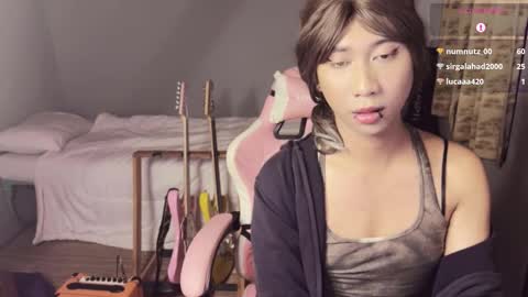 Snapshot of asianfemboycd chatting on March 2025 05:11:02 PM Emi online show from March 2025 05:11:02 PM