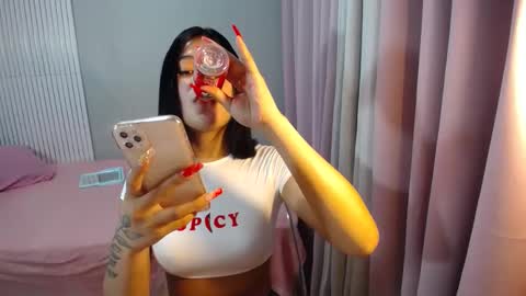 Snapshot of asiangirl_rhian chatting on December 2024 08:15:02 AM goddes rhian online show from December 2024 08:15:02 AM