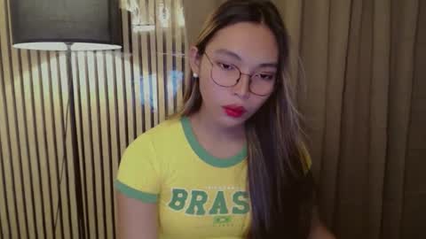 Snapshot of asianhottiesttamira chatting on October 2025 06:03:02 AM HI IM TAMIRA LOOKING FOR SERIOUS RELATIONSHIP online show from October 2025 06:03:02 AM