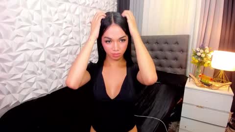 Snapshot of asianhugecockkim chatting on February 2025 12:21:02 AM KIM online show from February 2025 12:21:02 AM