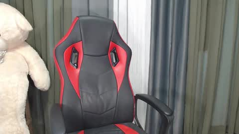 Snapshot of asianhunk_zam chatting on December 2024 08:28:02 PM Zam online show from December 2024 08:28:02 PM