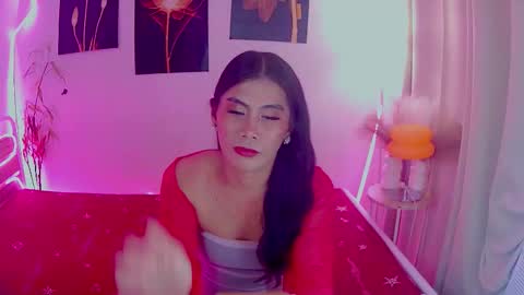 Snapshot of asianloreen24 chatting on December 2025 03:21:02 PM asianloreen24 online show from December 2025 03:21:02 PM