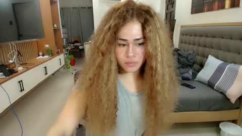 Snapshot of asiannaughtyerika chatting on January 2025 01:17:01 PM ERIKA 3 online show from January 2025 01:17:01 PM