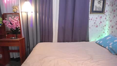 Snapshot of asiansmokeyxx chatting on January 2025 12:04:02 PM prince online show from January 2025 12:04:02 PM