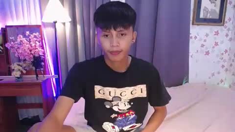 Snapshot of asiansmokeyxx chatting on February 2025 02:09:02 PM prince online show from February 2025 02:09:02 PM