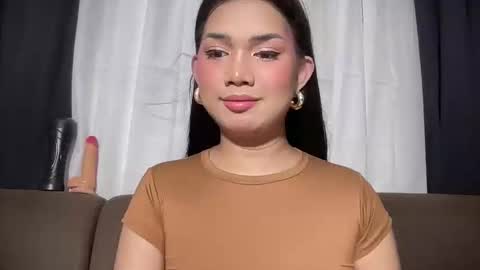 Lily online show from June 2026 01:28:02 AM