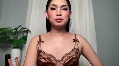 Lily online show from June 2026 10:47:02 AM