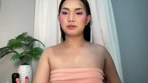 Lily online show from July 2026 11:23:02 PM