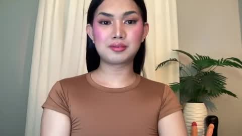 Lily online show from July 2026 06:48:02 PM