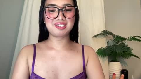 Lily online show from July 2026 09:25:02 PM