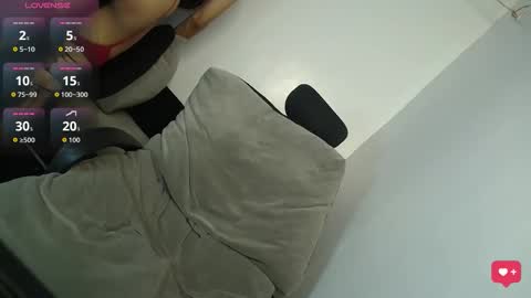 Snapshot of asiantikolina chatting on October 2025 11:05:02 AM tikolina online show from October 2025 11:05:02 AM