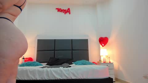  Aslhyn  online show from March 2025 07:09:02 PM