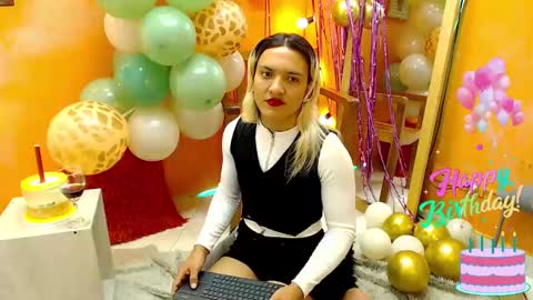 ASLY online show from January 2025 05:12:02 PM