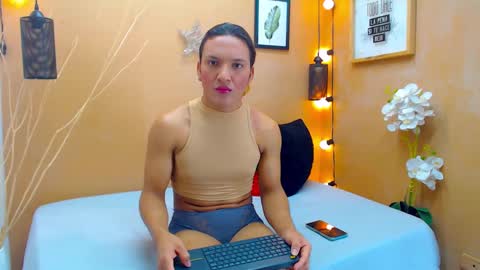 ASLY online show from September 2025 11:58:01 AM