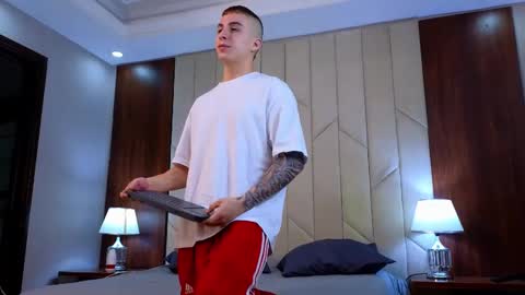 Asmodeo  -   online show from January 2025 10:13:02 PM