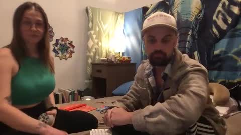 aspenandlink online show from October 2025 01:17:01 PM