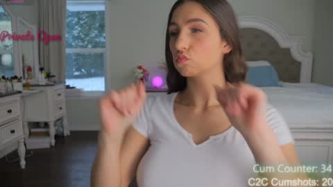 Snapshot of aspenwild chatting on January 2025 04:58:02 PM Aspen Wild online show from January 2025 04:58:02 PM