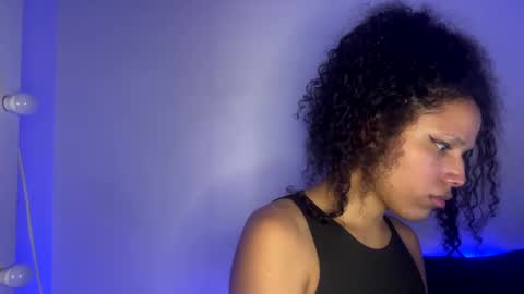 assiavilla1 online show from February 2025 04:20:01 AM