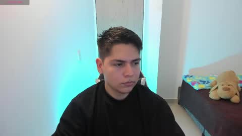 Snapshot of asta_kuro chatting on April 2026 12:31:01 AM Asta Kuno online show from April 2026 12:31:01 AM