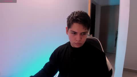 Snapshot of asta_kuro chatting on May 2026 04:51:01 AM Asta Kuno online show from May 2026 04:51:01 AM
