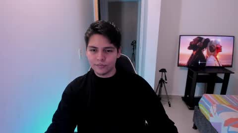 Snapshot of asta_kuro chatting on May 2026 04:43:02 AM Asta Kuno online show from May 2026 04:43:02 AM