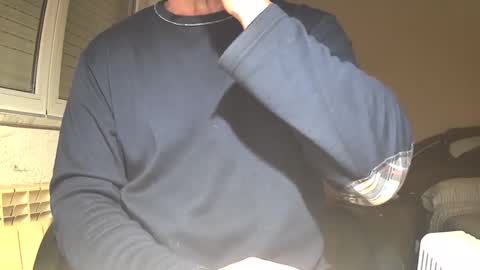 Snapshot of astelover chatting on December 2024 06:28:02 PM astelover online show from December 2024 06:28:02 PM