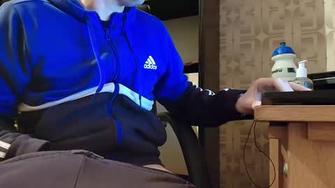 asterion51 online show from December 2025 07:11:01 PM