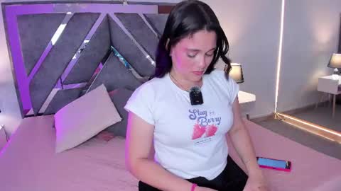 Astrid  online show from July 2026 07:32:02 PM