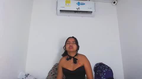 ASTRID online show from December 2024 08:04:01 PM