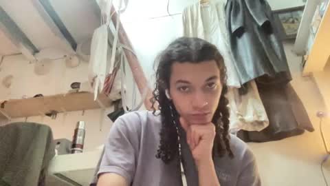 Snapshot of astrodoll chatting on February 2025 12:59:02 PM Astro Doll online show from February 2025 12:59:02 PM