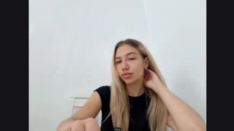 Diana online show from October 2025 08:37:02 AM