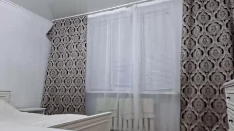 Diana online show from November 2025 02:38:01 PM