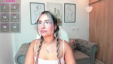 asura_love online show from June 2026 06:05:02 PM