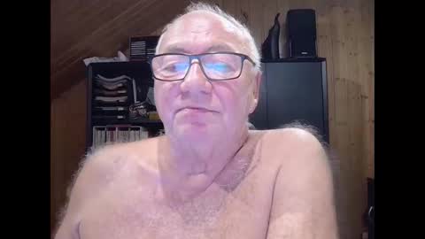 asusandy online show from November 2025 12:19:01 AM
