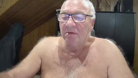 asusandy online show from November 2025 11:48:02 PM