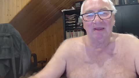 asusandy online show from May 2026 12:18:01 AM