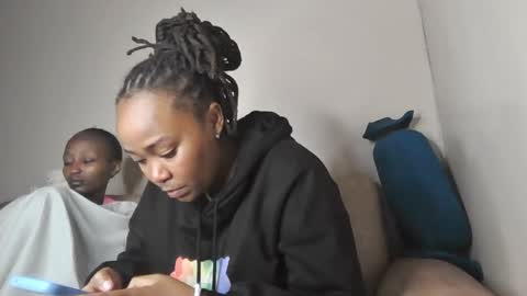 atara_seren online show from May 2026 09:49:01 AM