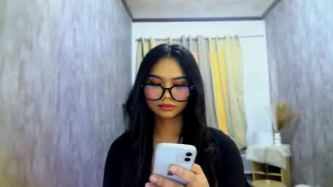 atashakendall online show from February 2026 02:40:01 AM