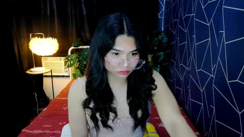 Snapshot of atashakendall chatting on May 2026 01:57:01 AM atashakendall online show from May 2026 01:57:01 AM