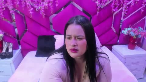 Snapshot of atena_glow_ chatting on December 2025 11:39:02 AM atena_glow_ online show from December 2025 11:39:02 AM