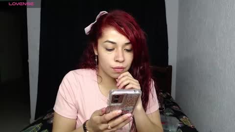 Snapshot of atena_messy chatting on January 2025 03:22:01 AM atena messy online show from January 2025 03:22:01 AM