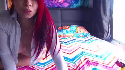 Snapshot of atena_messy chatting on September 2025 08:43:01 PM atena messy online show from September 2025 08:43:01 PM